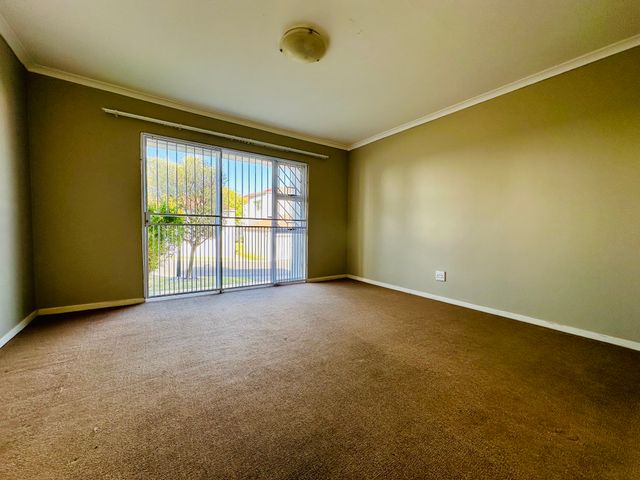 To Let 2 Bedroom Property for Rent in Vermont Western Cape